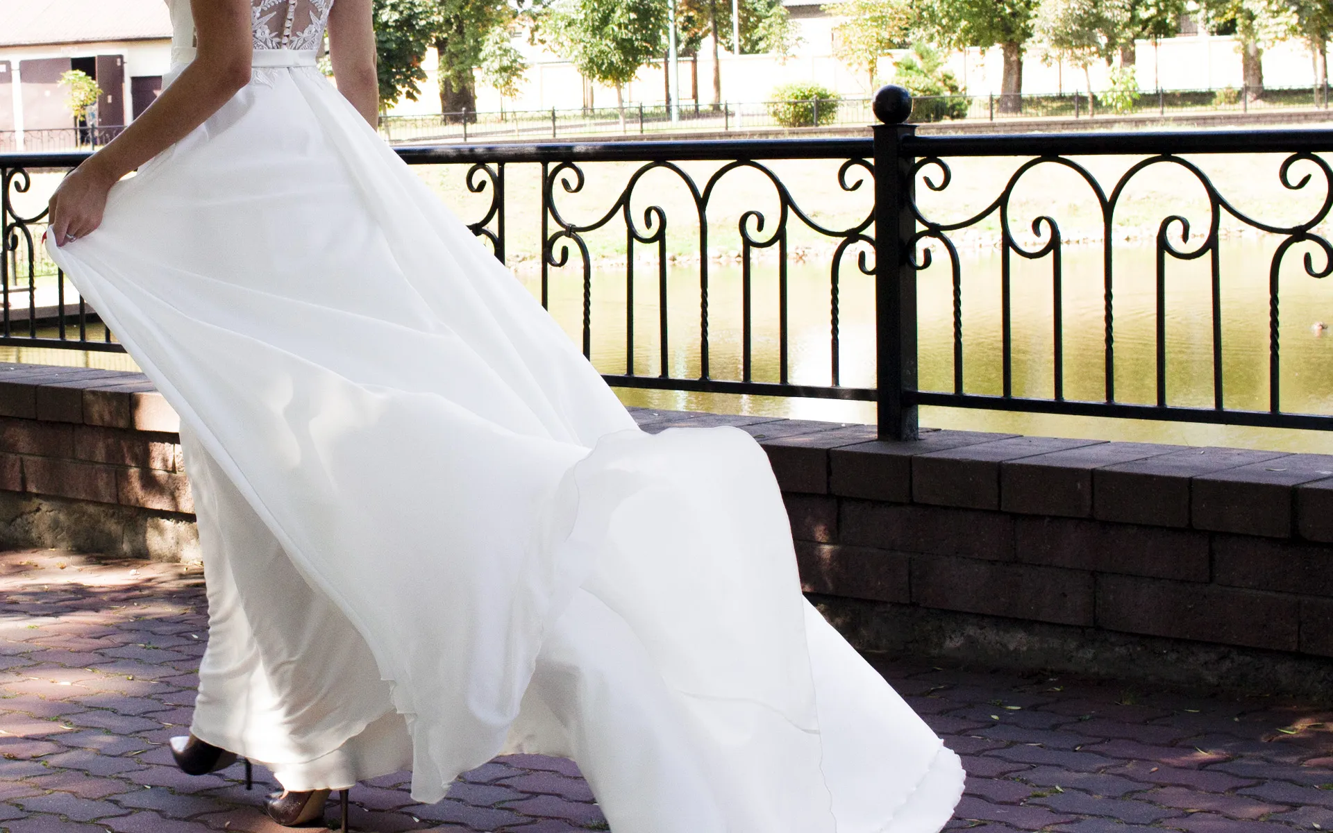 Свадебные платья со шлейфом
